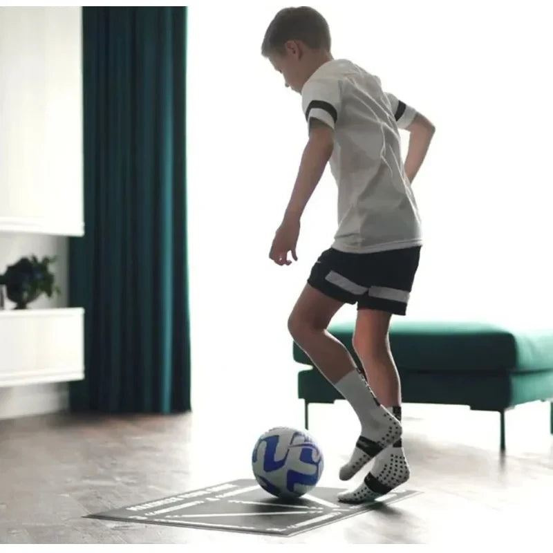 Durable Non Slip Football Training Mat Foldable Carpet Dribbling Training Mat Children’s Indoor Football Equipment